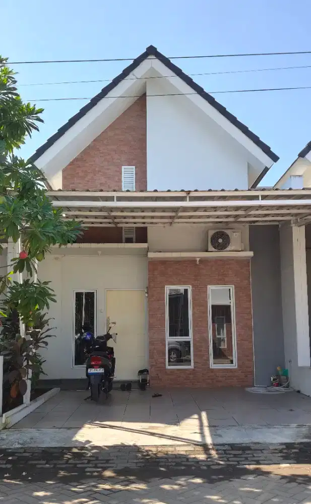 Di jual cepat rumah komersil tipe 36 luas tanah 6x14
