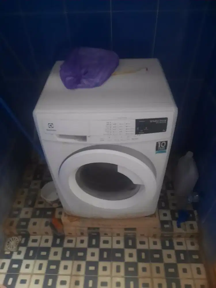 TRI 50 JUTA AC TV KASUR GITAR MEJA KURSI JATI JAM KULKAS DISPENSER DLL