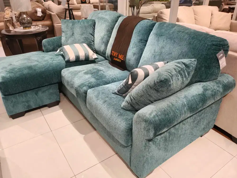 CICILAN KELOMPOK SOFA SECTION