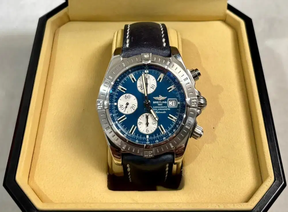 Breitling Chronomat Evolution 44 mm         Blue Dial A13356
