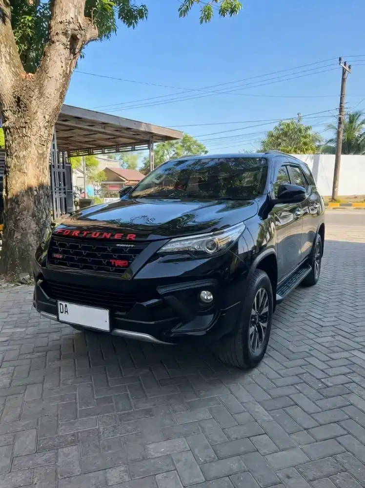 Toyota Fortuner 2.4 VRZ Matic Tahun 2019