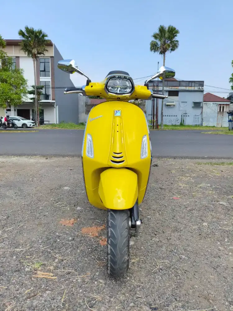 Vespa sprint S 150