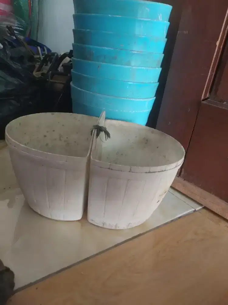 pot bunga ada 9 jual semua 85ribu