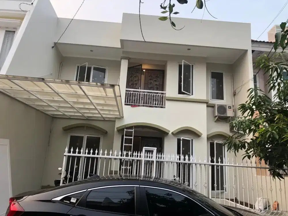 Disewakan Rumah 2 Lantai siap huni di Gading Arcadia, Kelapa Gading ,Jakut