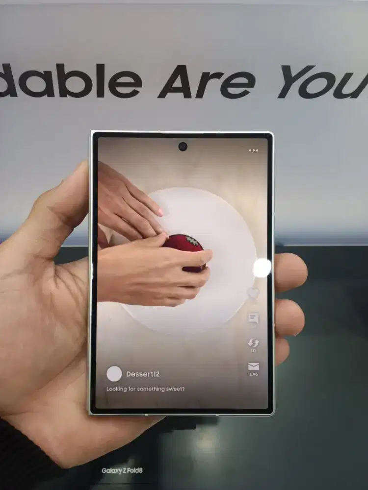 PRE ORDER SAMSUNG Z FOLD8