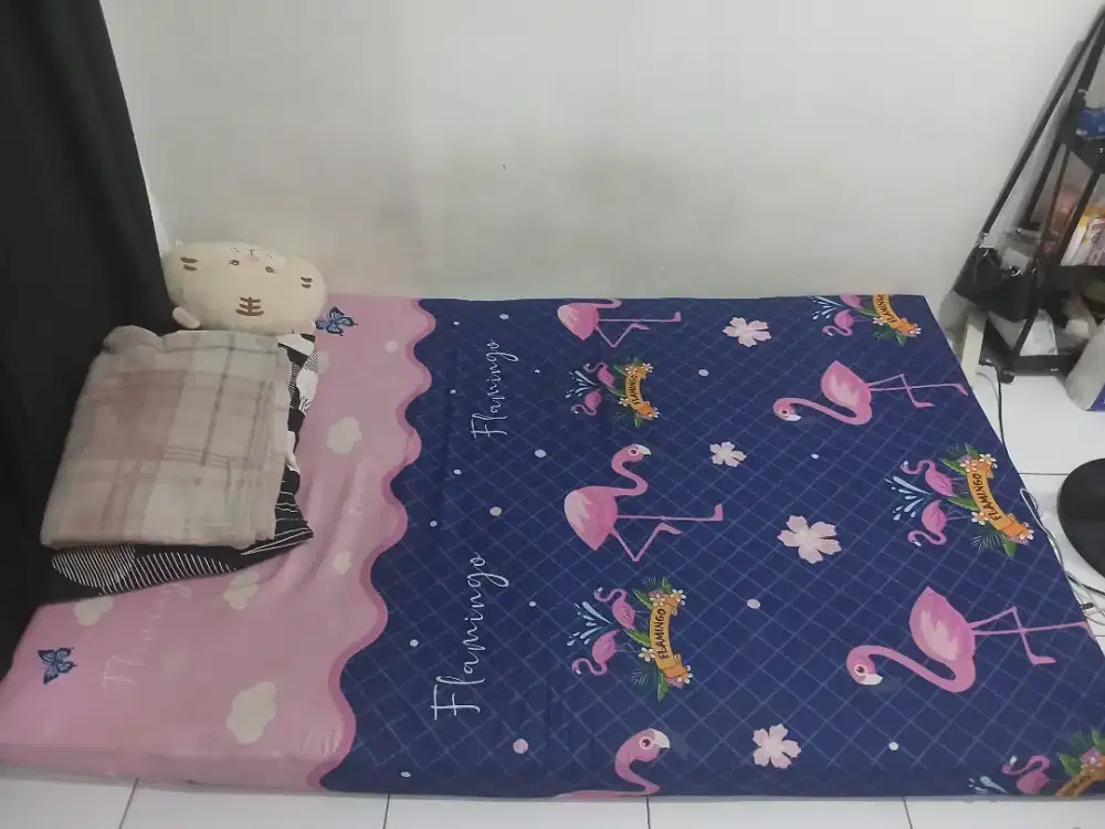 Dijual kasur + meja