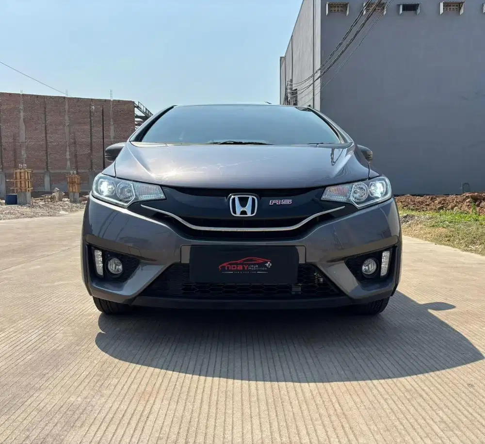 Honda Jazz 1.5 RS CVT 2015 Automatic ( Abu Abu Metalik )