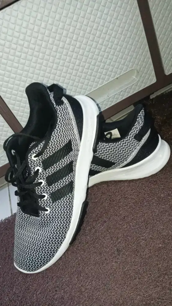 Adidas Cloudfoam Racer size 42 insole 26.5
