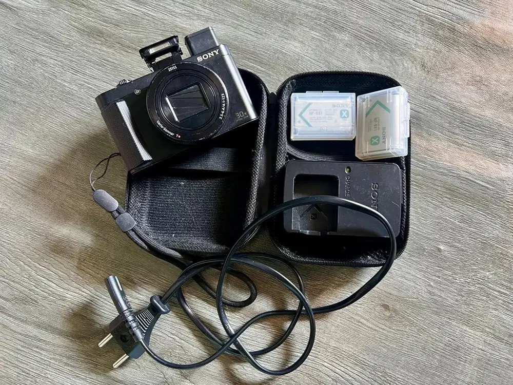 Camera Sony HX90V Mirrorless