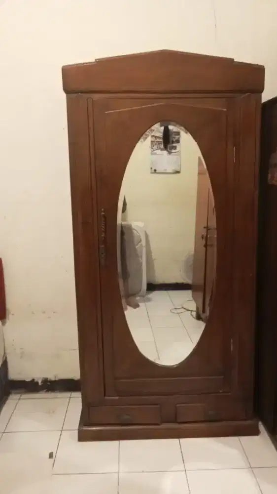 LEMARI KACA PAKAIAN JATI TUA ASLI