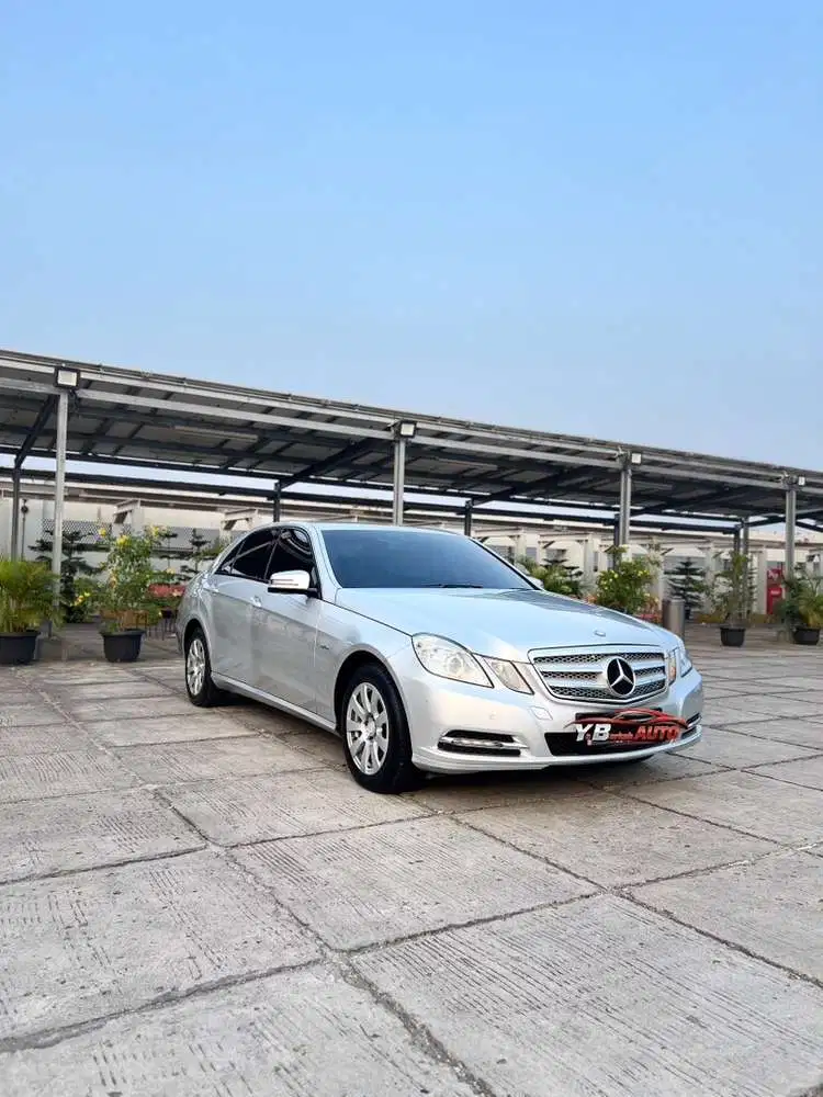 Mercedes-Benz E250 cgi 2012 Bensin