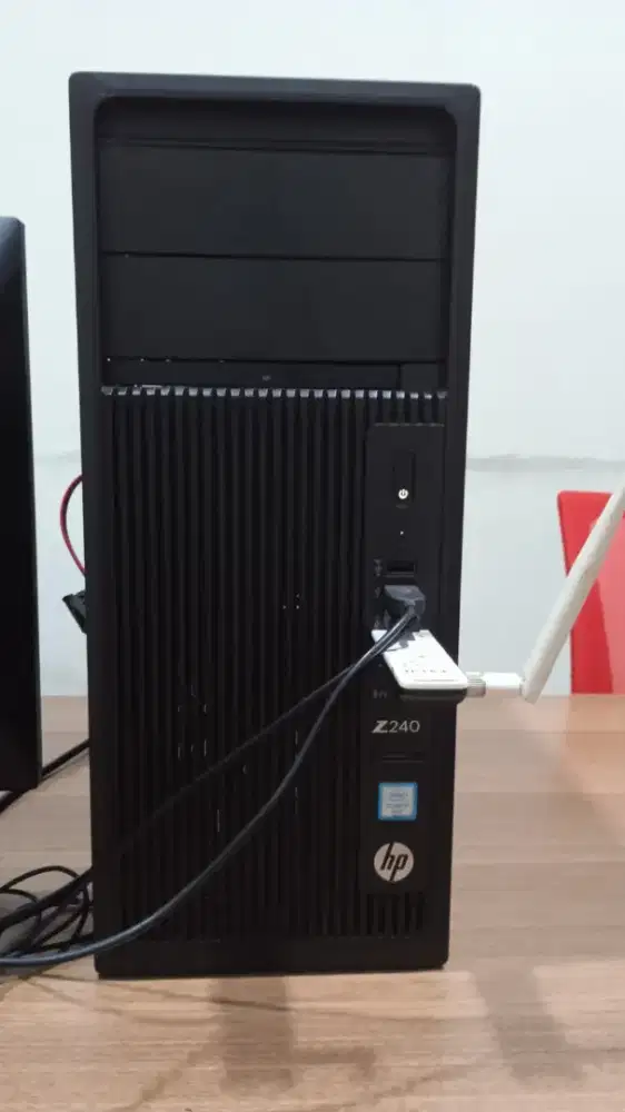 Server workstation HP Z240 core i7 6700 ram 16gb hdd 1000tb