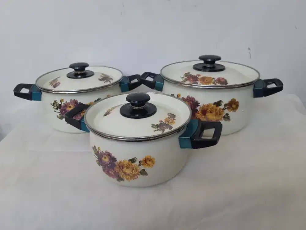 Panci Putih 1 set