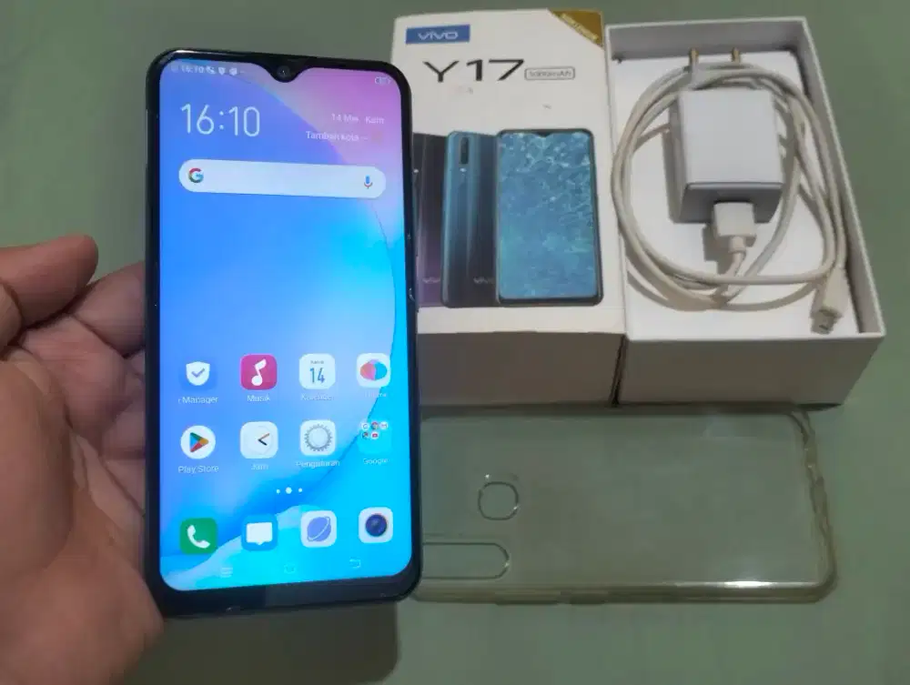 VIVO Y17 RAM 8GB / 256GB 4G LTE Duos 6.35in Fingerprint Komplit