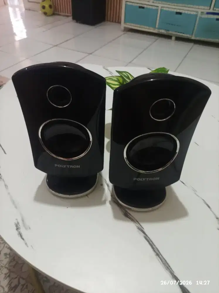 Speaker satelite polytron sepasang