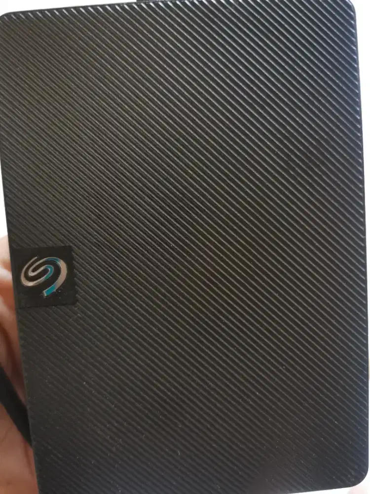Di jual hardisk b merek seagate 1TB