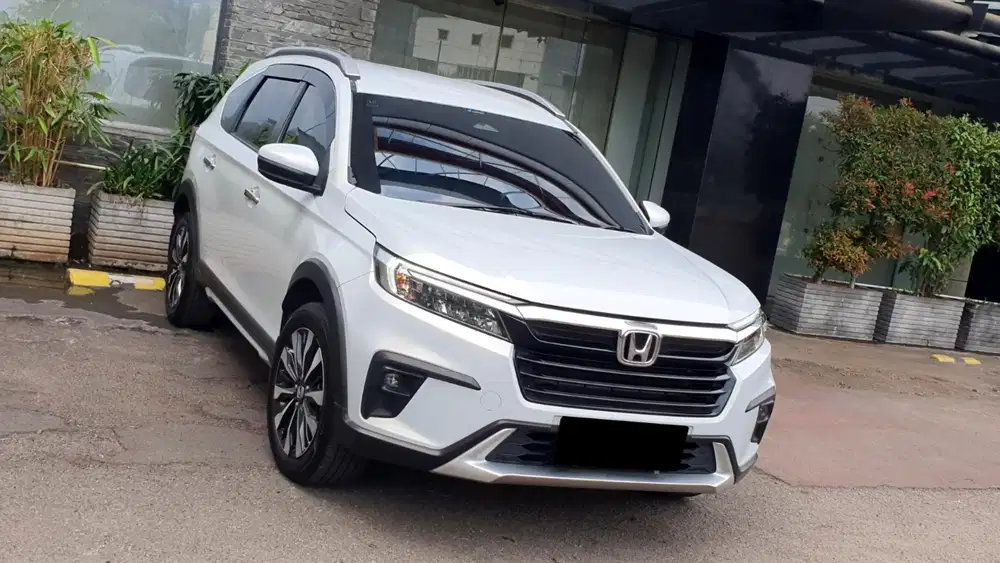 Km 20rb honda brv prestige sensing 2023 putih matic