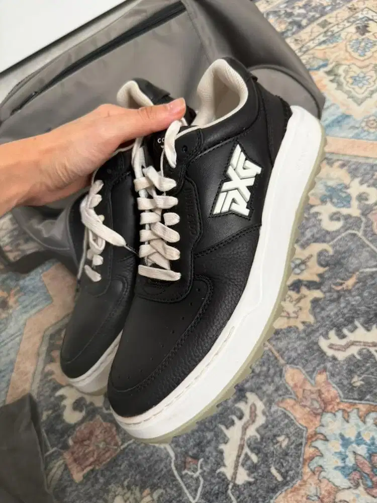 Sepatu Golf PXG