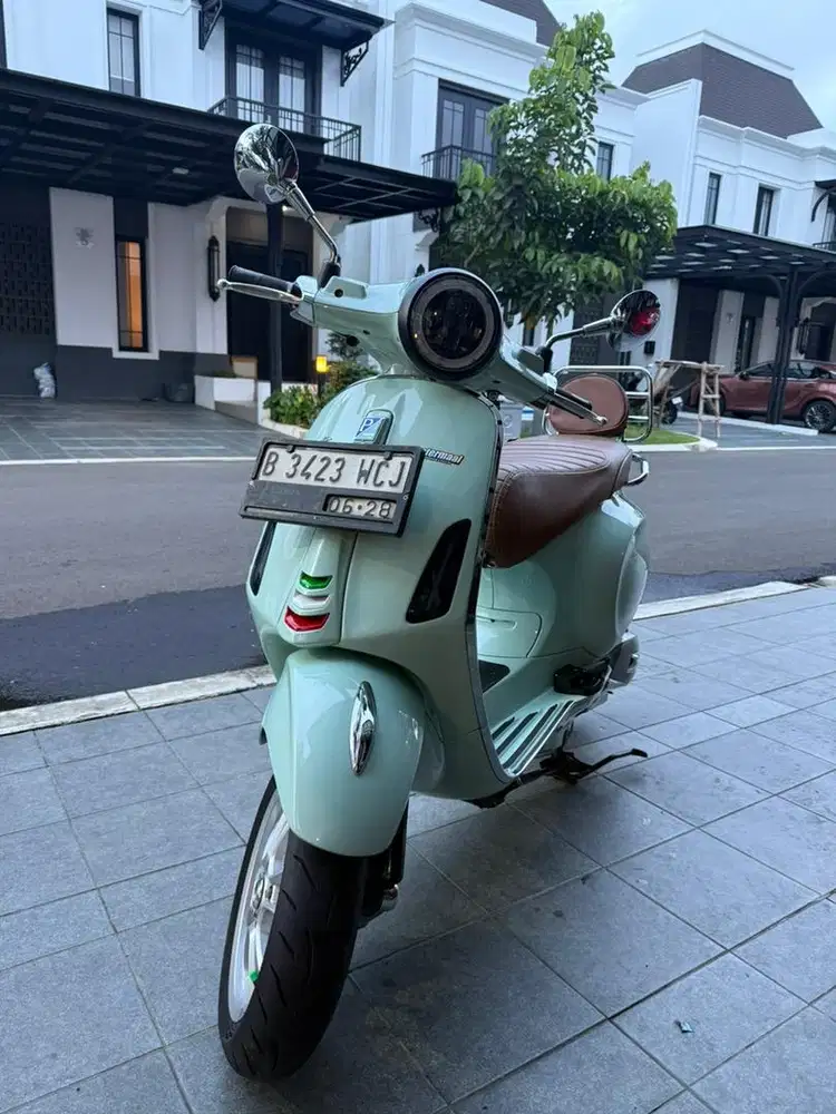 Dijual vespa primavera 150 Abs