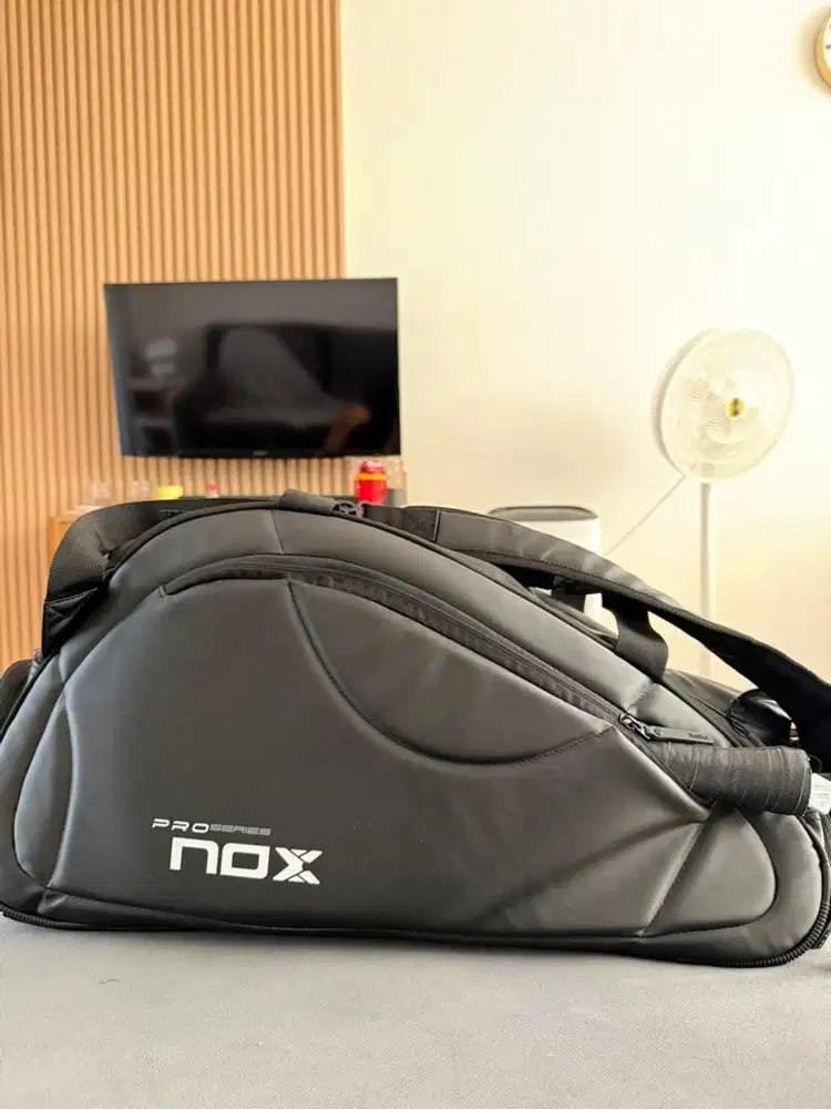 Tas Padel Nox Hitam
