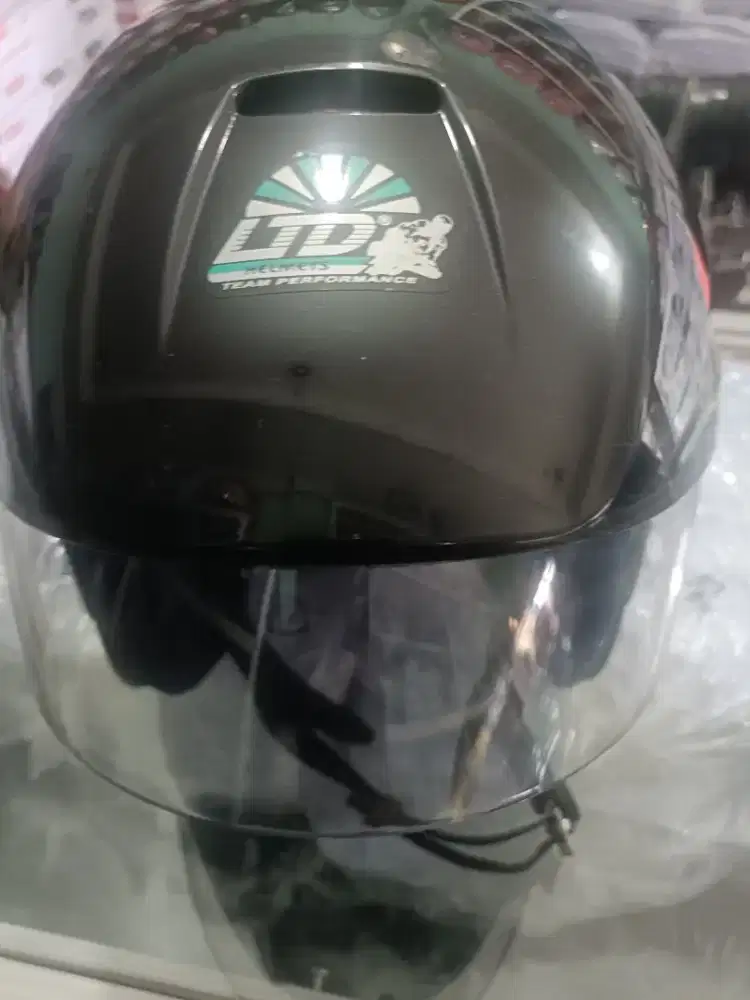 Helm Ltd Sports Bekas