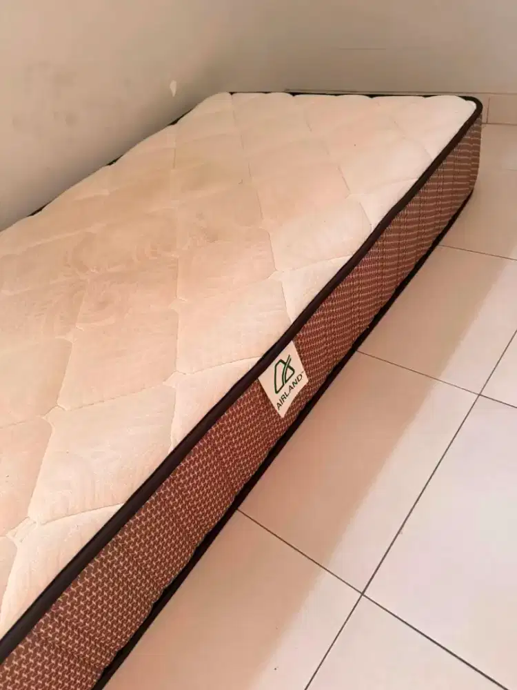 Springbed airland