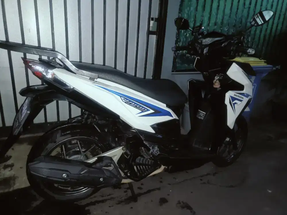 Vario 125 tahun 2015