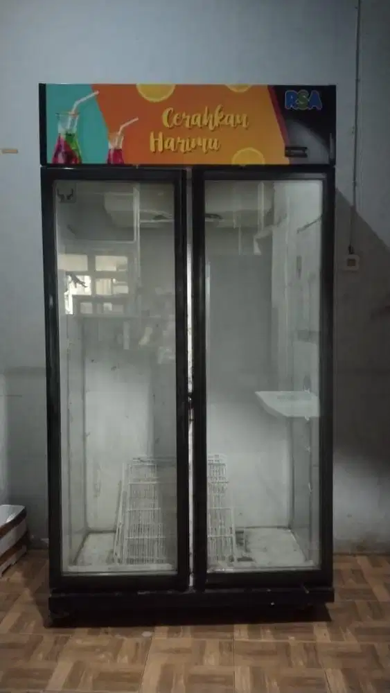 RSA JADE kulkas showcase 800liter 10rak
