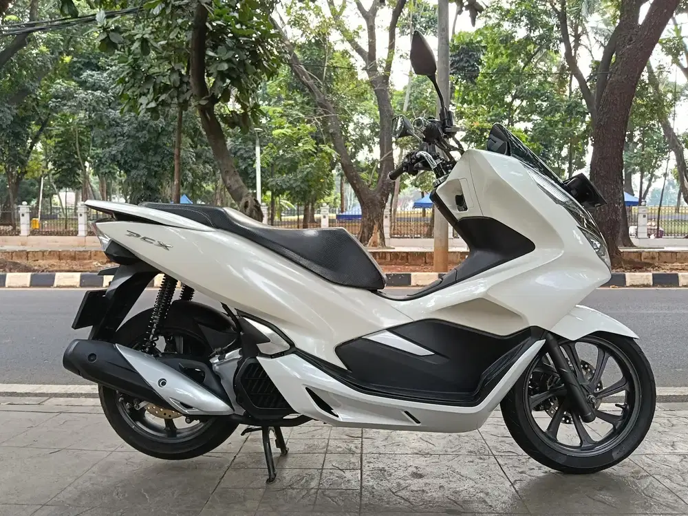 DP MINIM 2.500 CASH KREDIT HONDA PCX 150 CBS ISS THN 2020 PJK IDUP