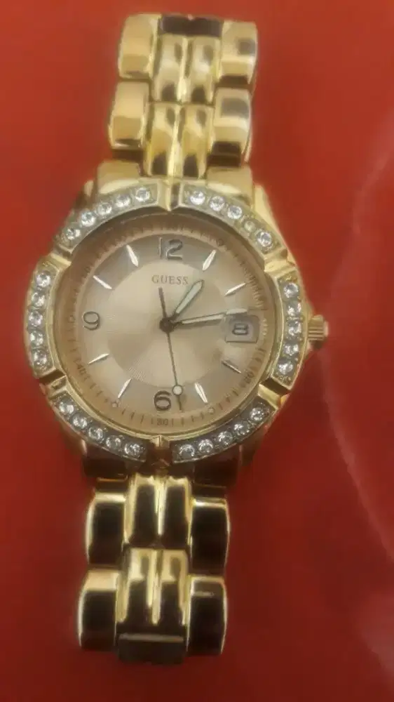 Jam tangan guesss