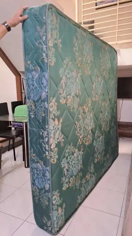 Dijual spring bed