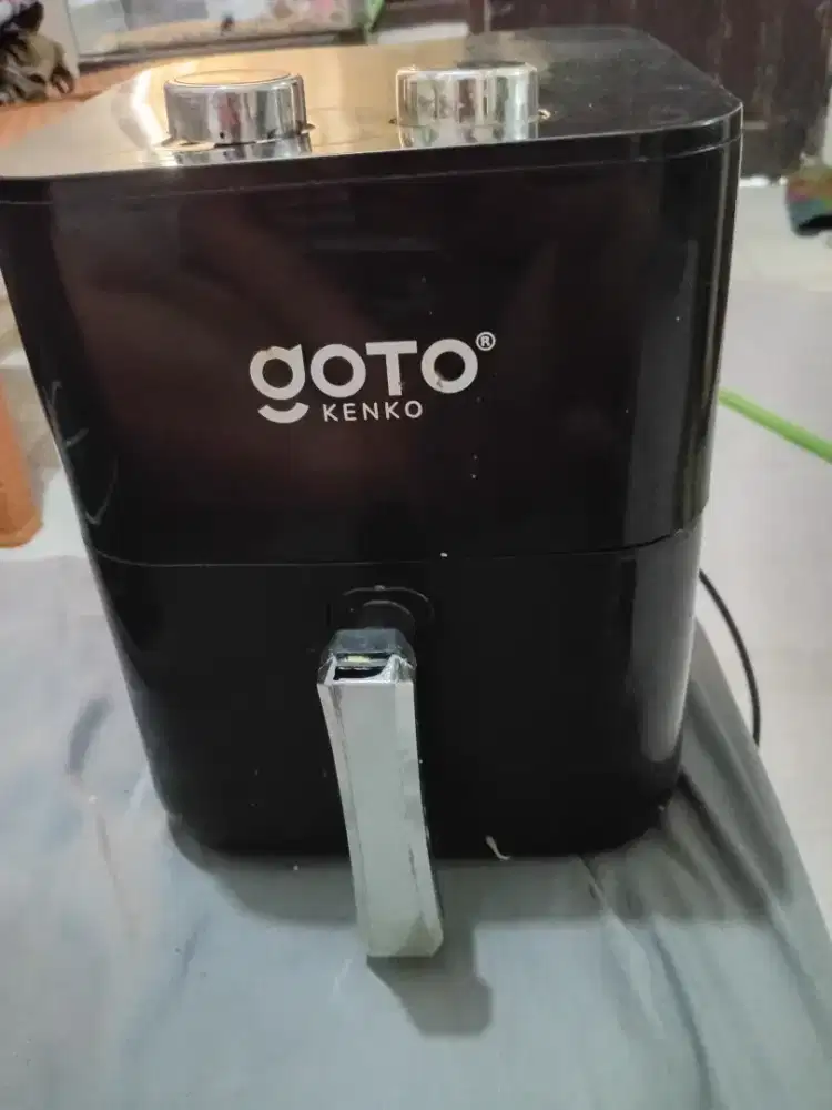 GOTO KENKO AIR FRYER