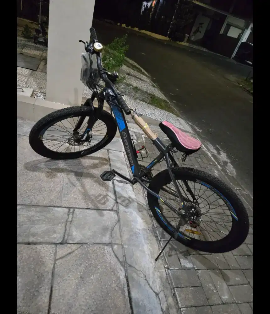 Jual koleksi simpanan murah sepeda Gunung seperti baru asli pabrikan