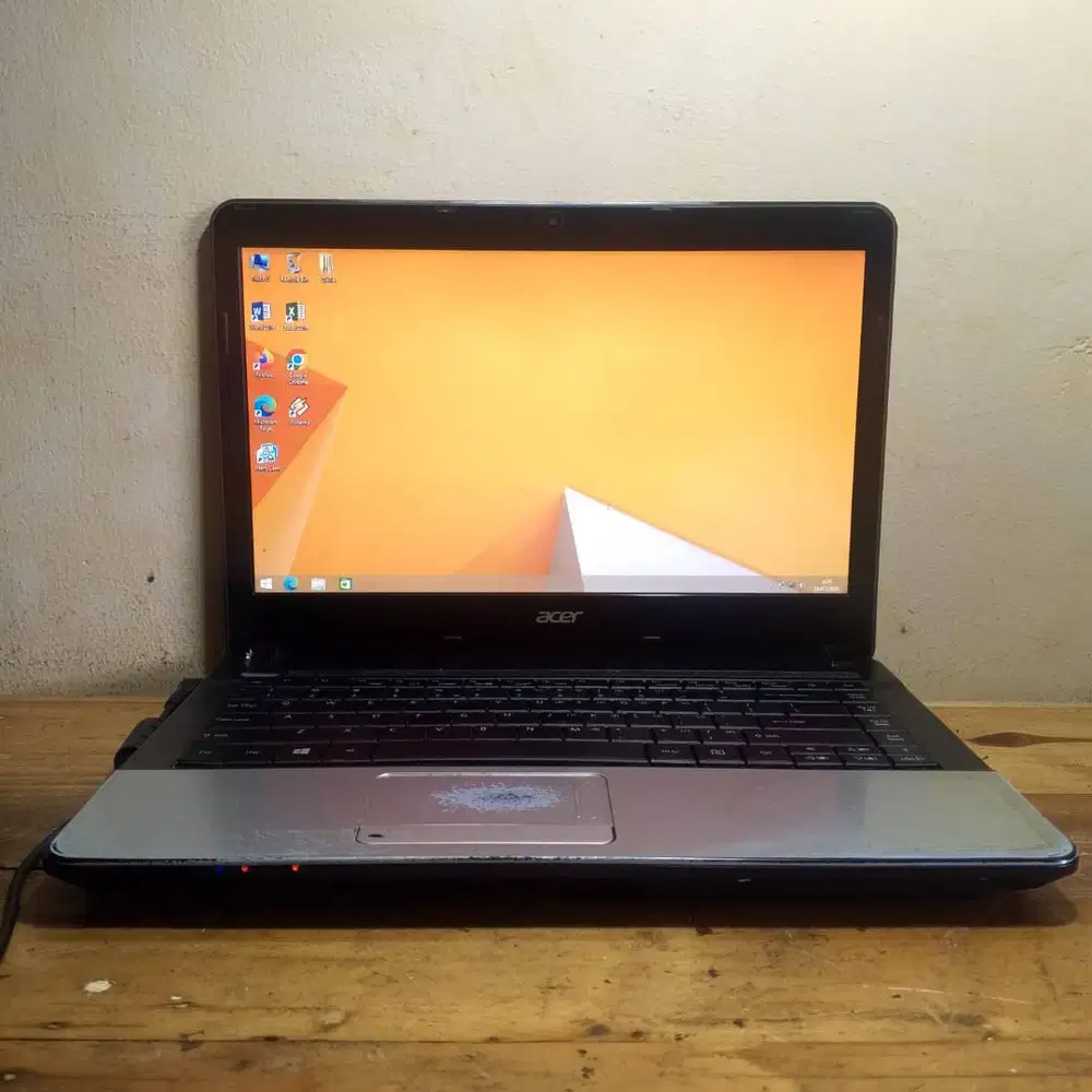 Acer Aspire E1-431 Ram 4 GB HDD 100 GB celeron 1000M MINUS