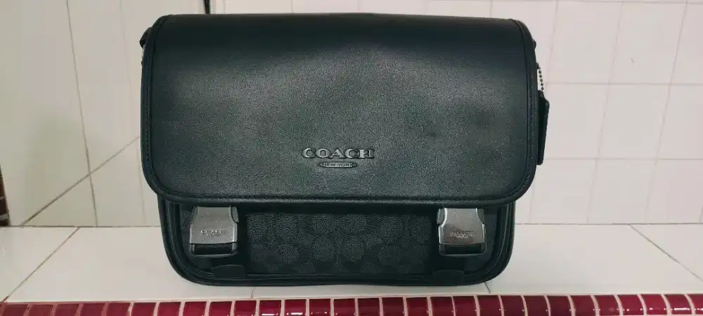 Tas selempang COACH asli japan