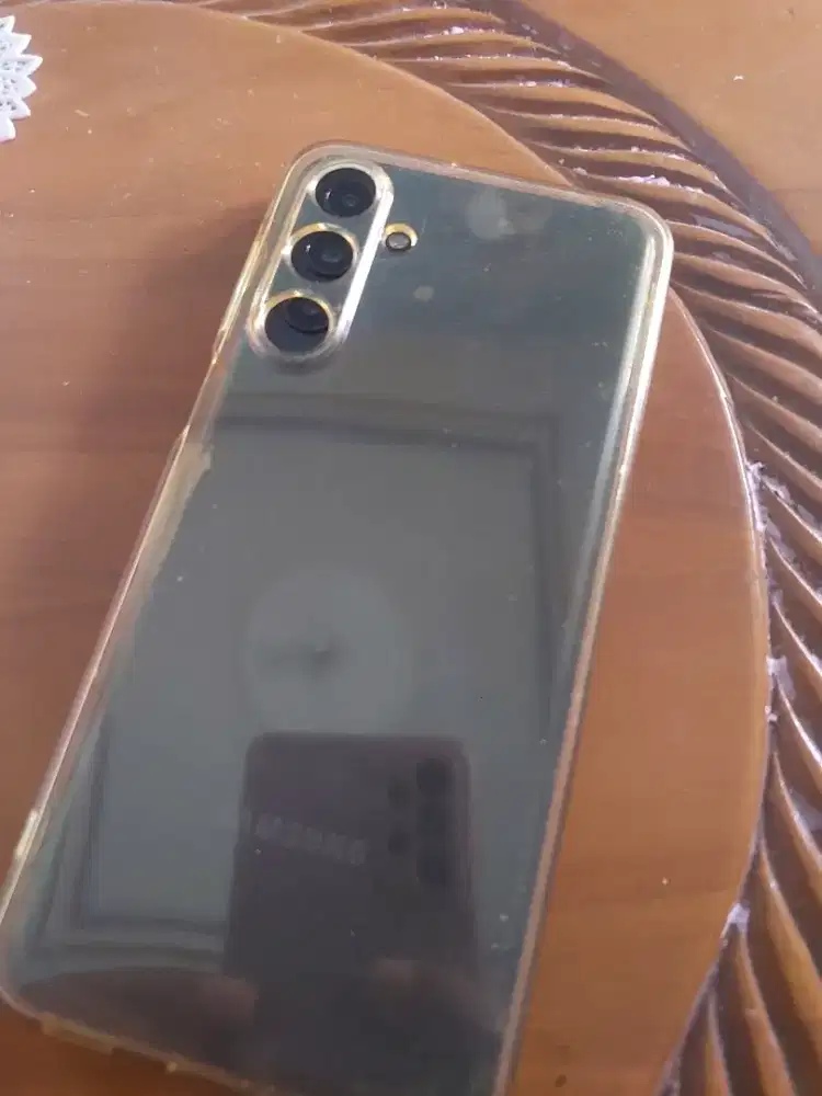 Samsung A04S sesuai gambar