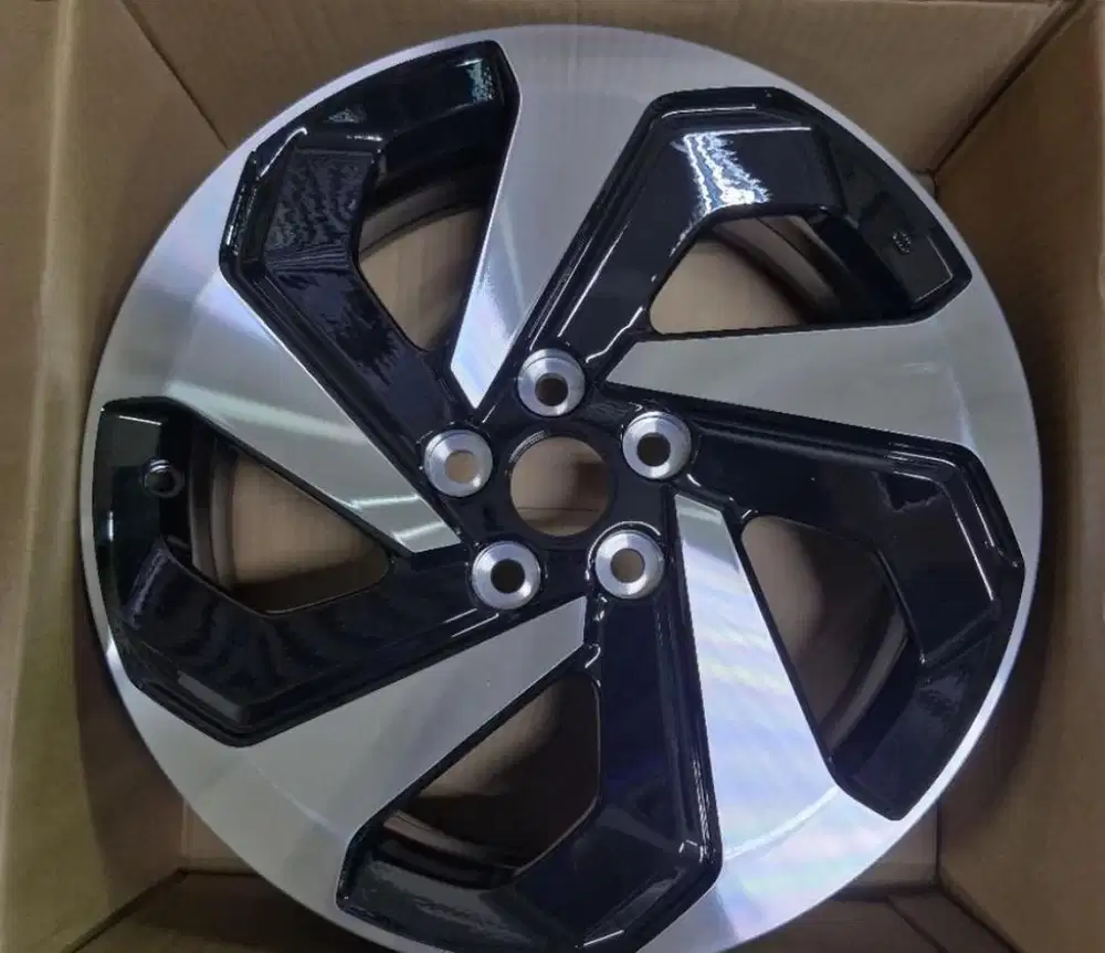velg original mitsubishi x force r18 baru