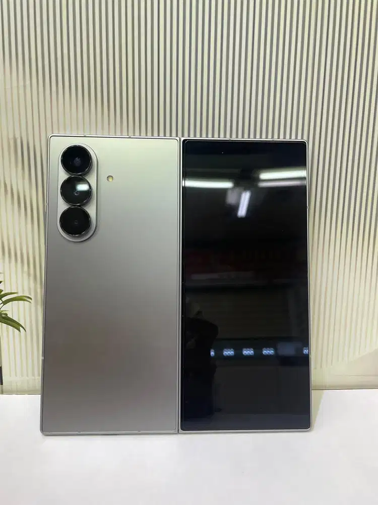 Samsung Galaxy Z fold 7 12/256gb garansi on 2027
