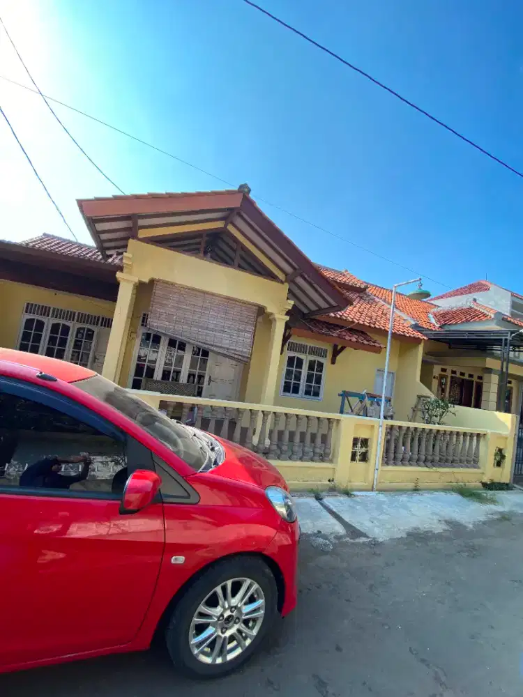 Dijual rumah 1 lantai di komplek