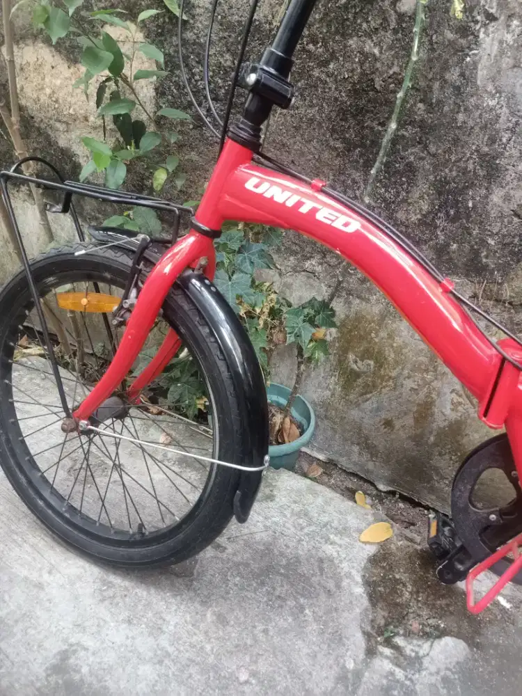 Sepeda lipat united Stylo