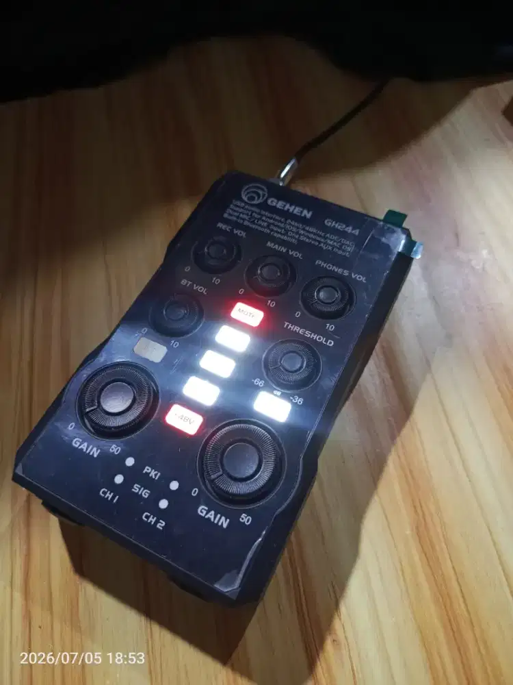 audio interface merek GEHEN tipe GH244. -Bekas