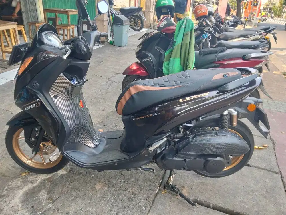 Jual Lexi lx 155 s warna merah magma tangan 1