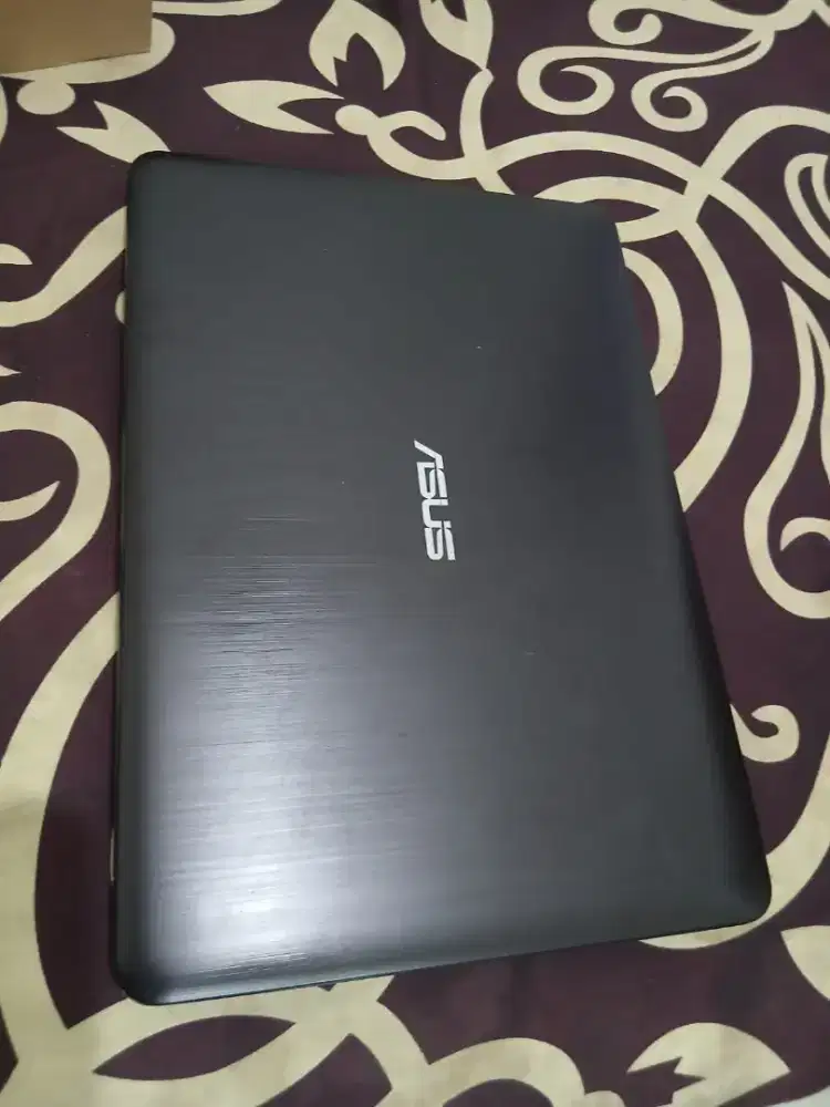 Dijual laptop asus