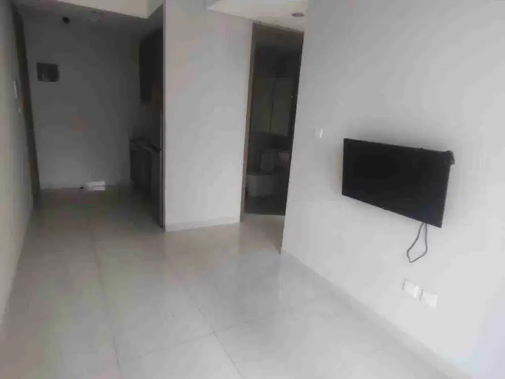 Disewakan Taman Anggrek Residences semi furnish