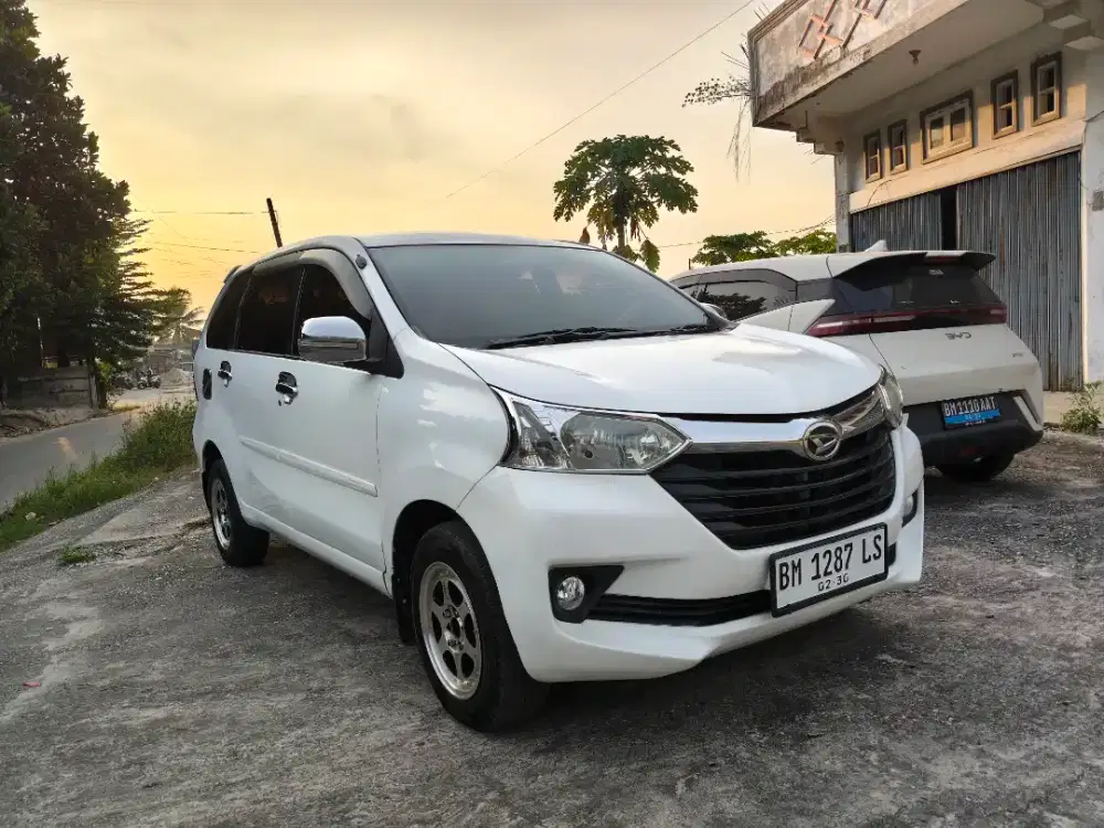 Xenia R 2016 super cantik