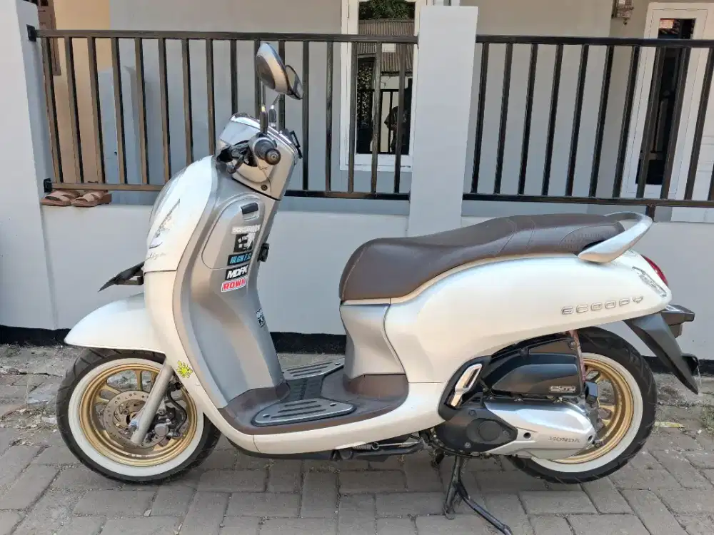 Dijual Scoopy prestige keyless 110CC.
SURAT LENGKAP (TANGAN PERTAMA)