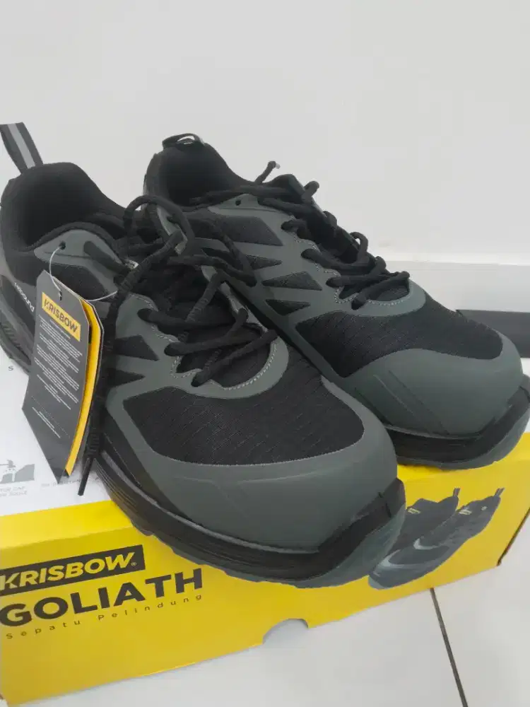 Sepatu safety merk krisbow