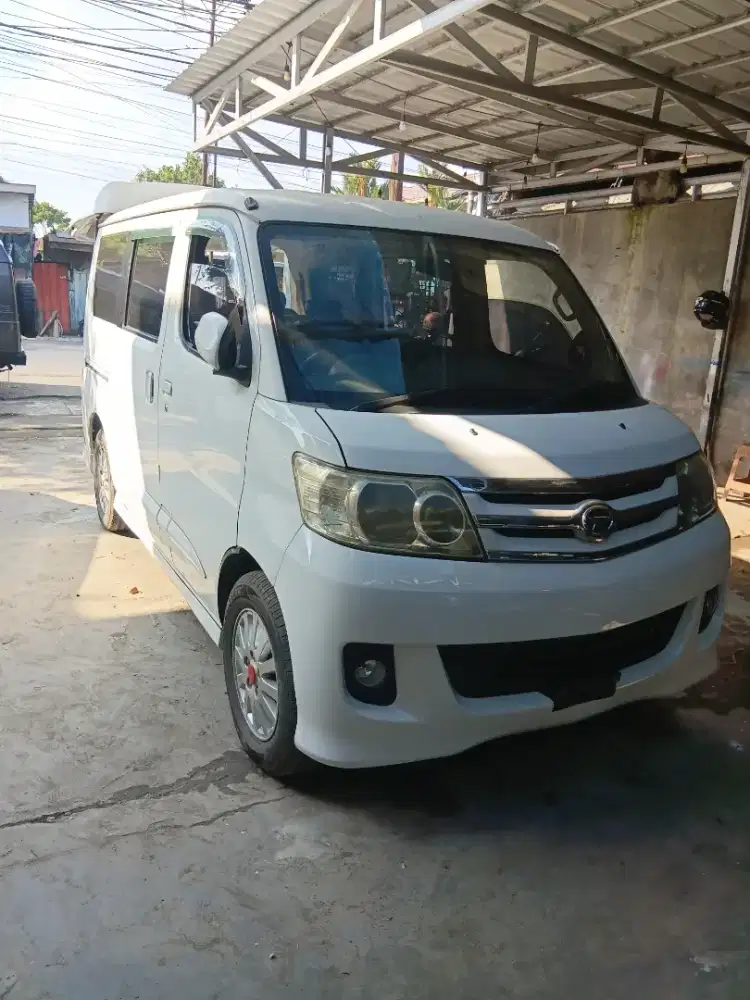 Luxio x 2012 istimewa