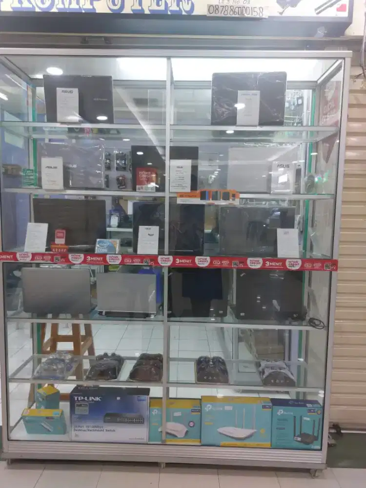 Etalase tinggi 2 meter