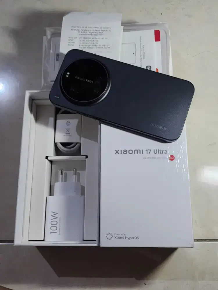 Xiaomi 17 Ultra 5G 16/512Gb, warna Black TAM, kondisi 99,9% Mulus